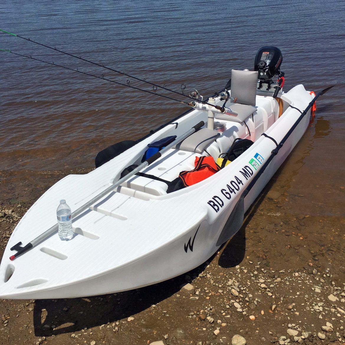 Review of Wavewalk S4 motorized fishing kayak with 2.5 HP outboard, Maryland
