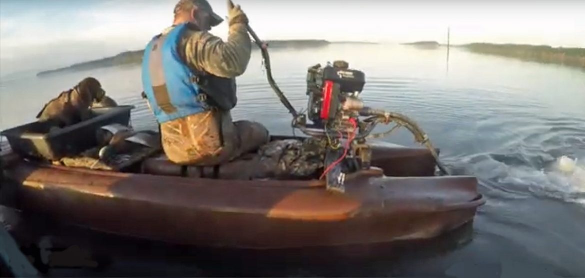 Driving the Wavewalk S4 with a Twister mud motor STABLE KAYAKS AND