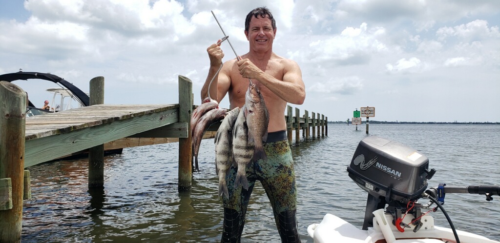 A successful spear fishing trip with our S4 motor kayak skiff