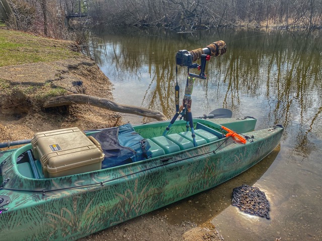 W500 kayak for wildlife photography