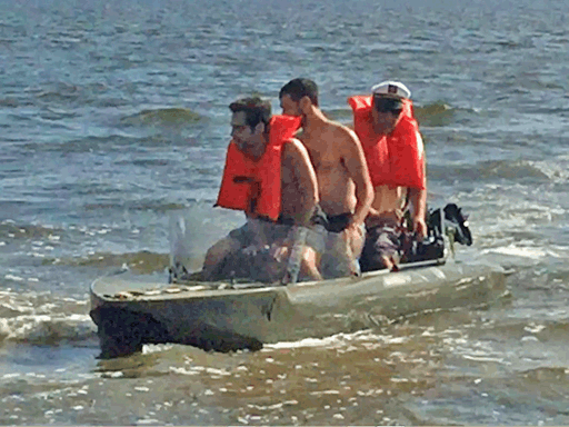 S4 cat skiff with 3 guys on board