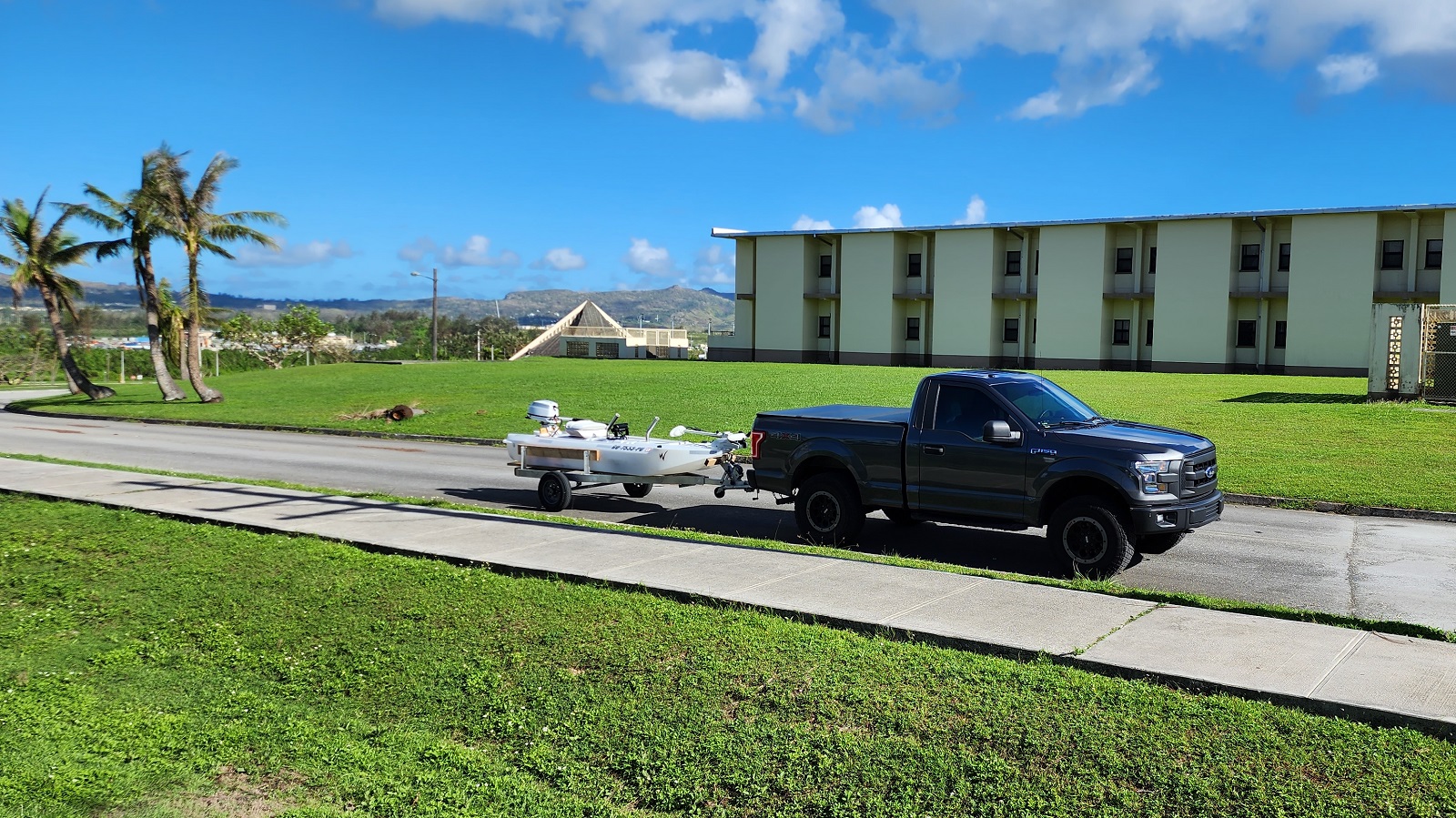 S4 microskiff on trailer - Guam