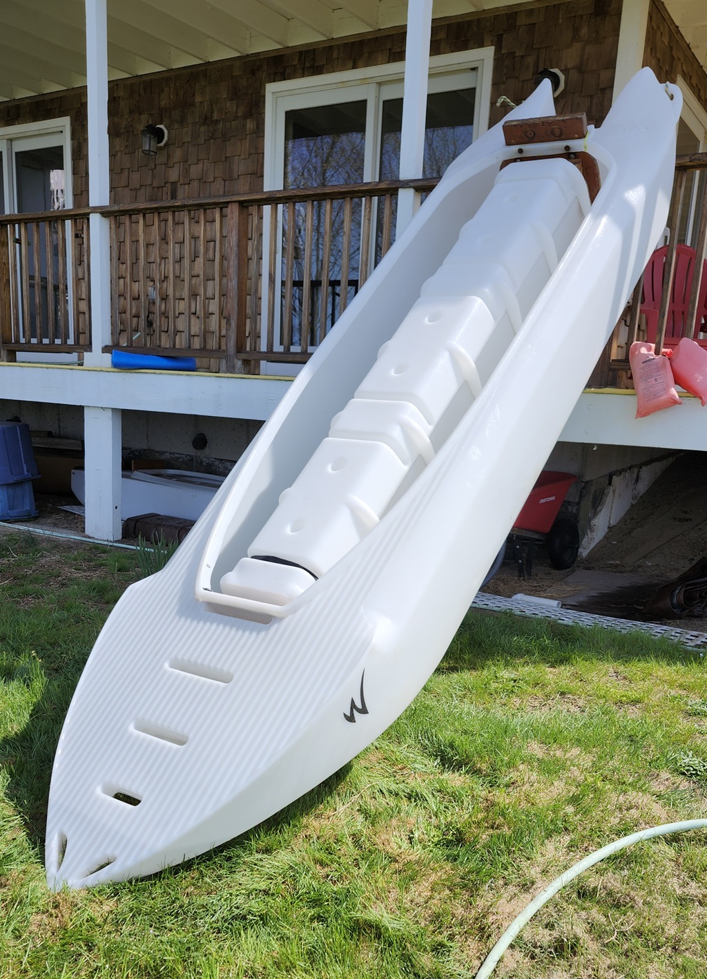 S4 Microskiff drained from front plug