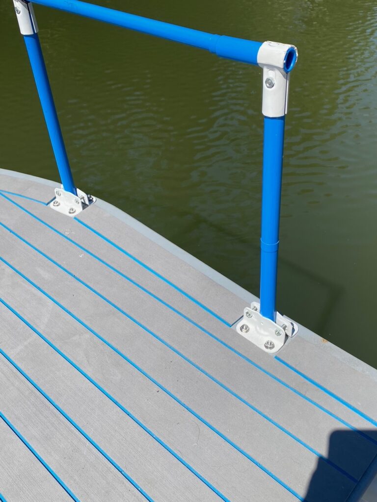 Dog platform railing – STABLE KAYAKS AND MICROSKIFFS MADE BY WAVEWALK
